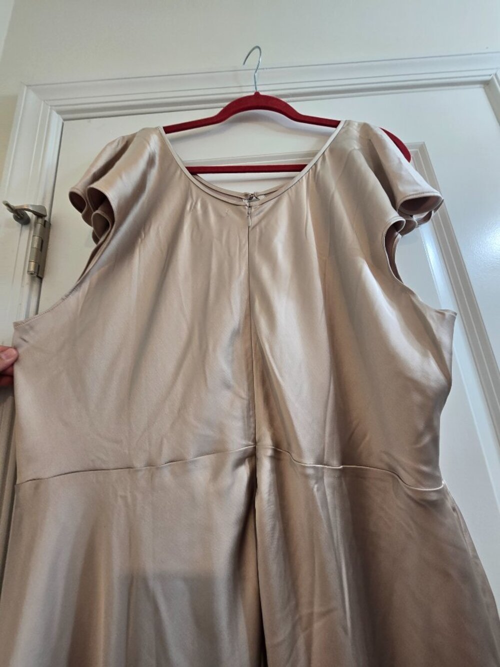 The Occasion by Old Navy Flutter-Sleeve Keyhole Satin Maxi Dress - Champagne NWT - Picture 7 of 8
